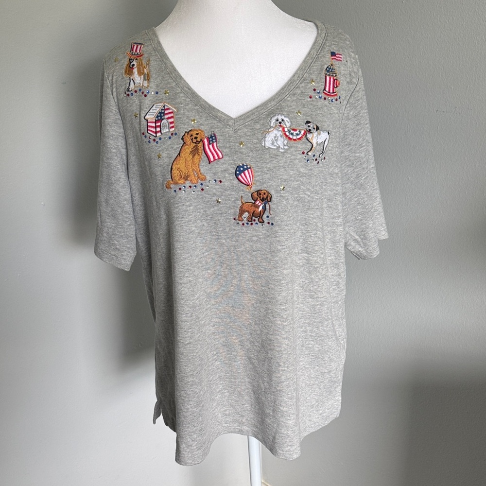 Quacker Factory Gray T-Shirt with Patriotic Dog Design